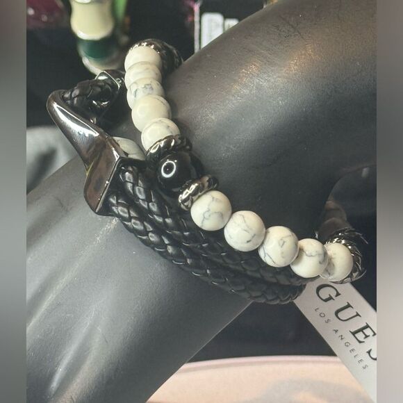 Guess 2 Piece Black Leather & White Marble Stretch Bracelet Unisex - Picture 4 of 8